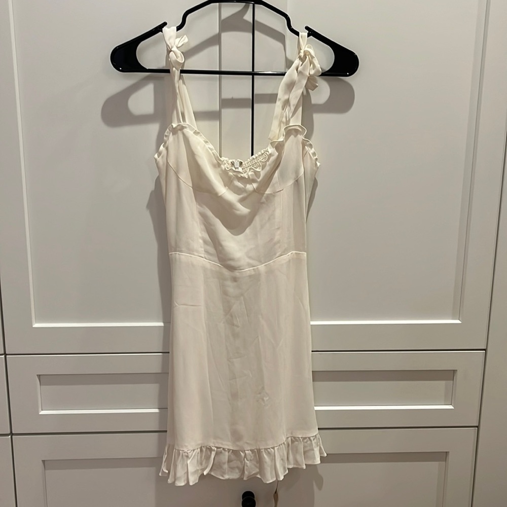 🎉HP🎉NWOT Reformation Dress size 2